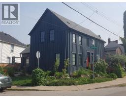 446 MACNAB Street N, hamilton, Ontario