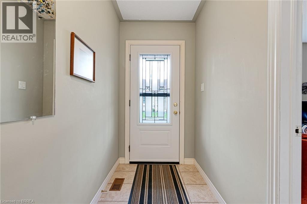 110 Somerset Road Unit# 4, Brantford, Ontario  N3R 5A8 - Photo 14 - 40821381