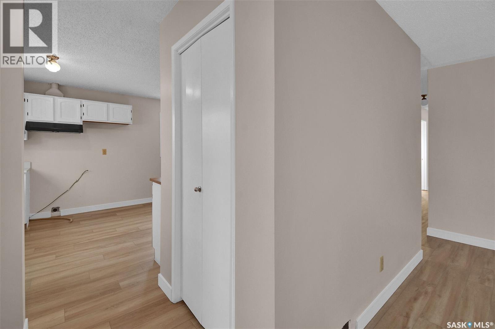 111 Stechishin Crescent, Saskatoon, Saskatchewan  S7K 5P5 - Photo 8 - SK035714