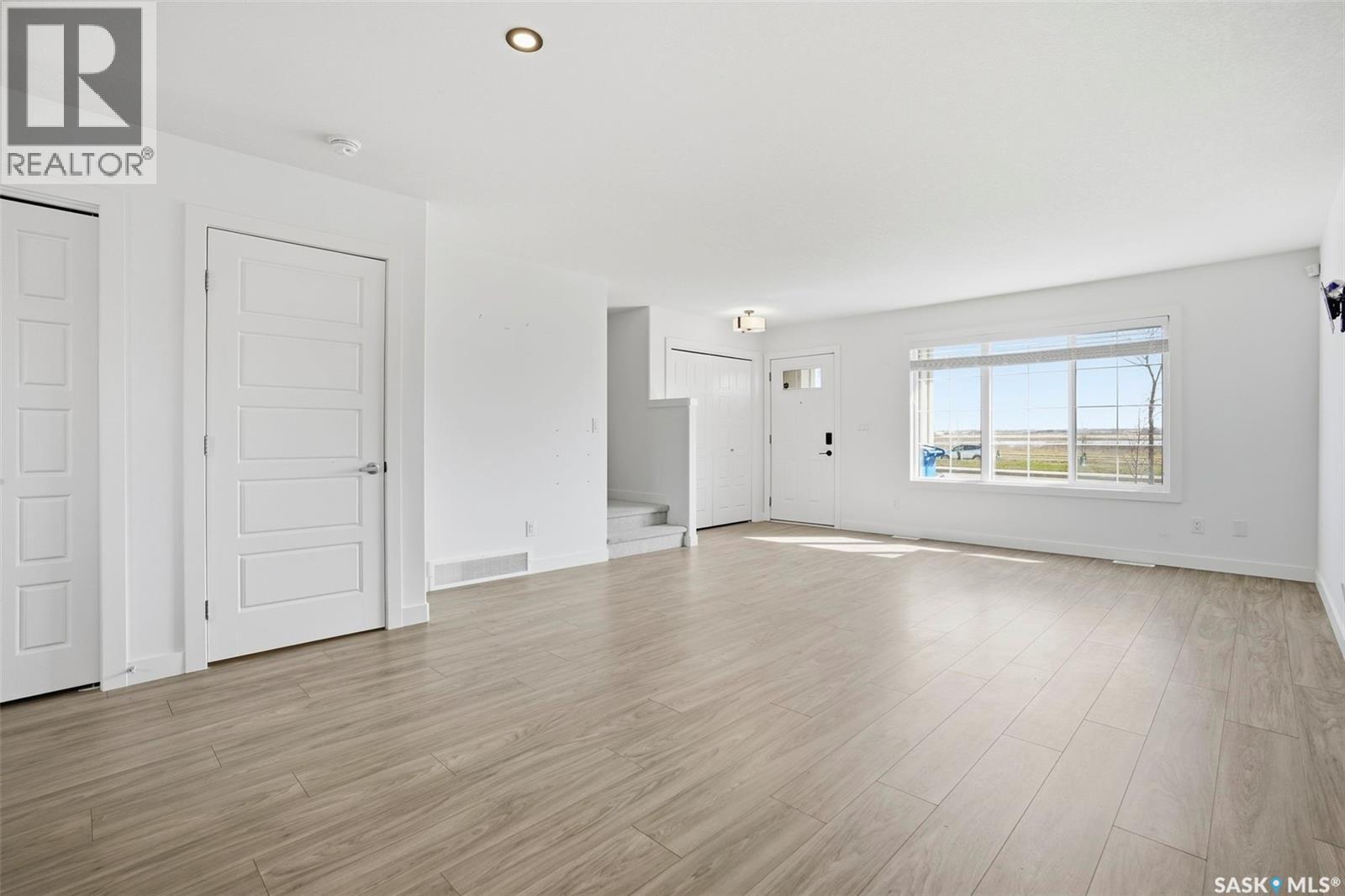 340 Mcormond Drive, Saskatoon, Saskatchewan  S7V 0W9 - Photo 8 - SK035644