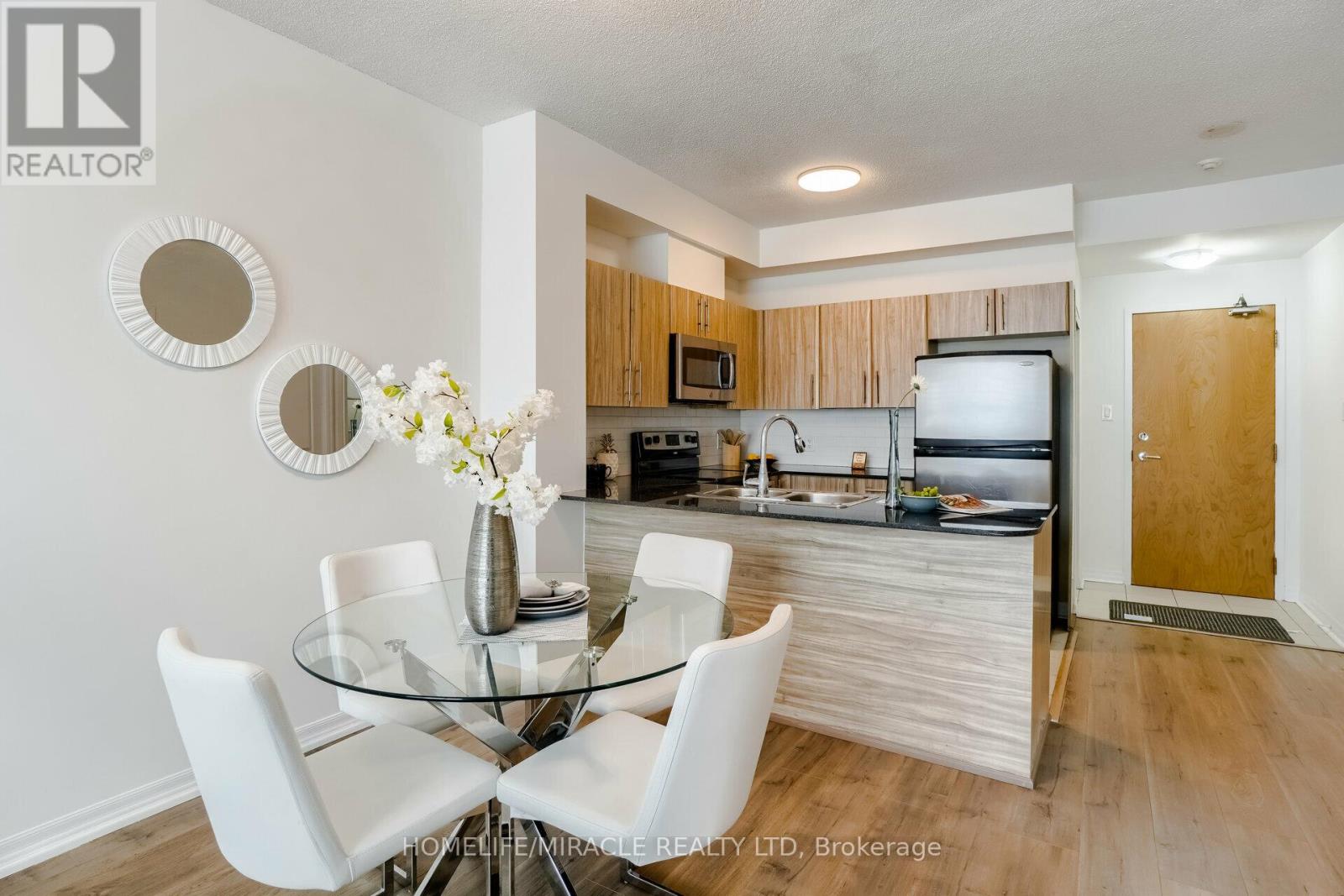 210 - 3515 Kariya Drive, Mississauga, Ontario  L5B 0C1 - Photo 11 - W13117004