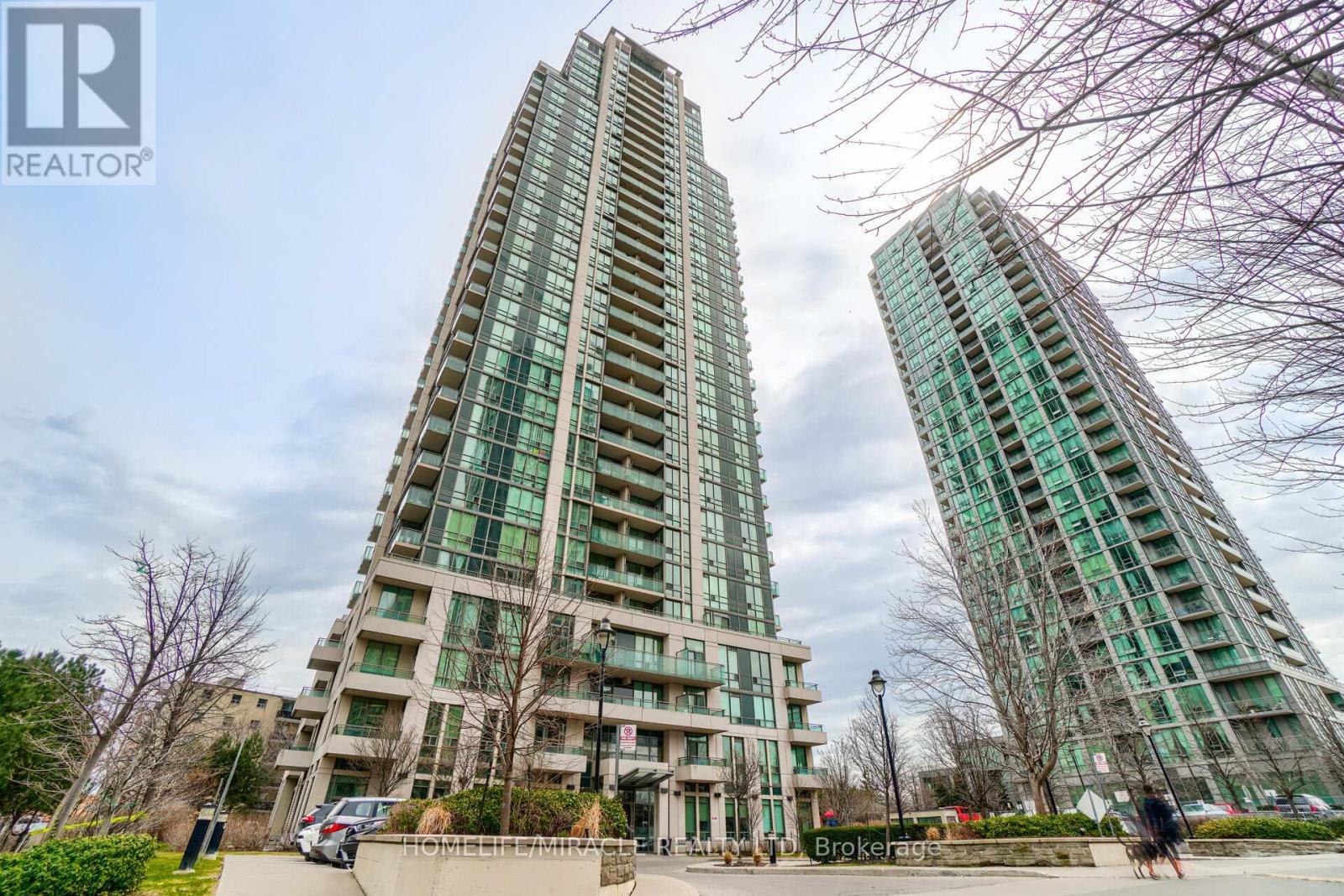 210 - 3515 Kariya Drive, Mississauga, Ontario  L5B 0C1 - Photo 2 - W13117004