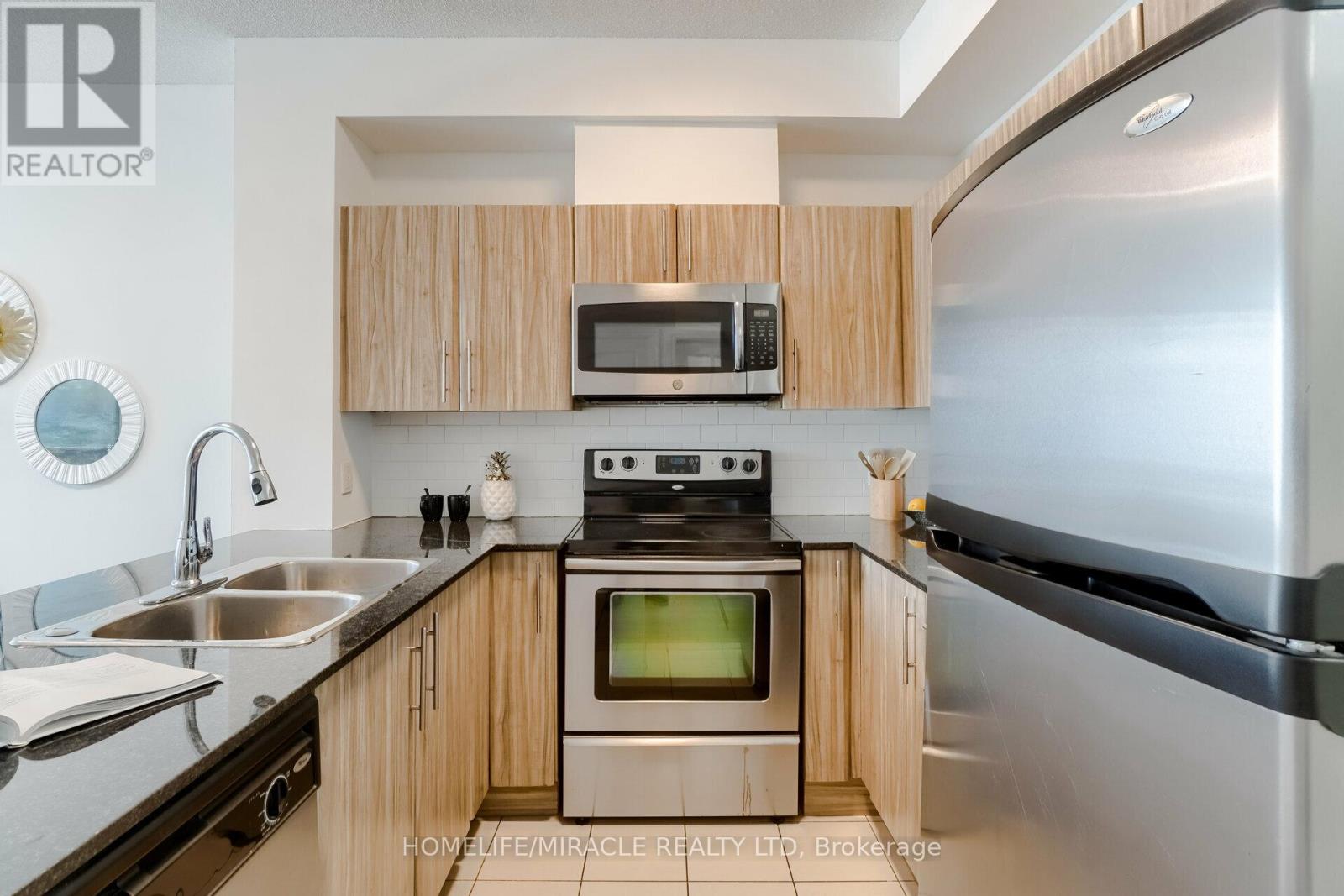 210 - 3515 Kariya Drive, Mississauga, Ontario  L5B 0C1 - Photo 8 - W13117004