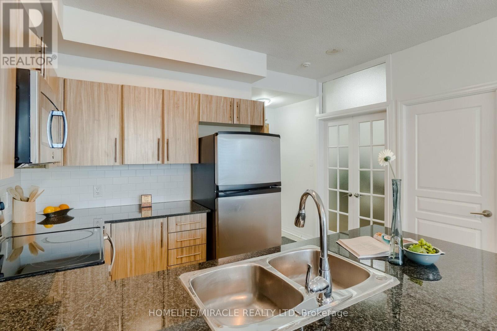 210 - 3515 Kariya Drive, Mississauga, Ontario  L5B 0C1 - Photo 9 - W13117004
