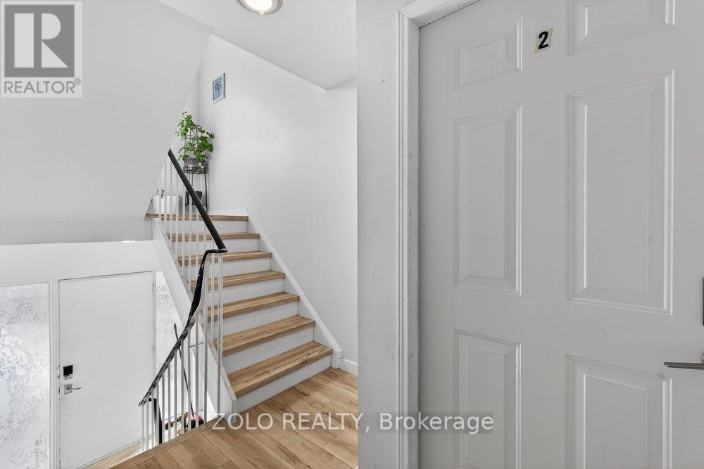 3 - 20 Bridesburg Drive, Toronto, Ontario  M9R 2K3 - Photo 8 - W13117024