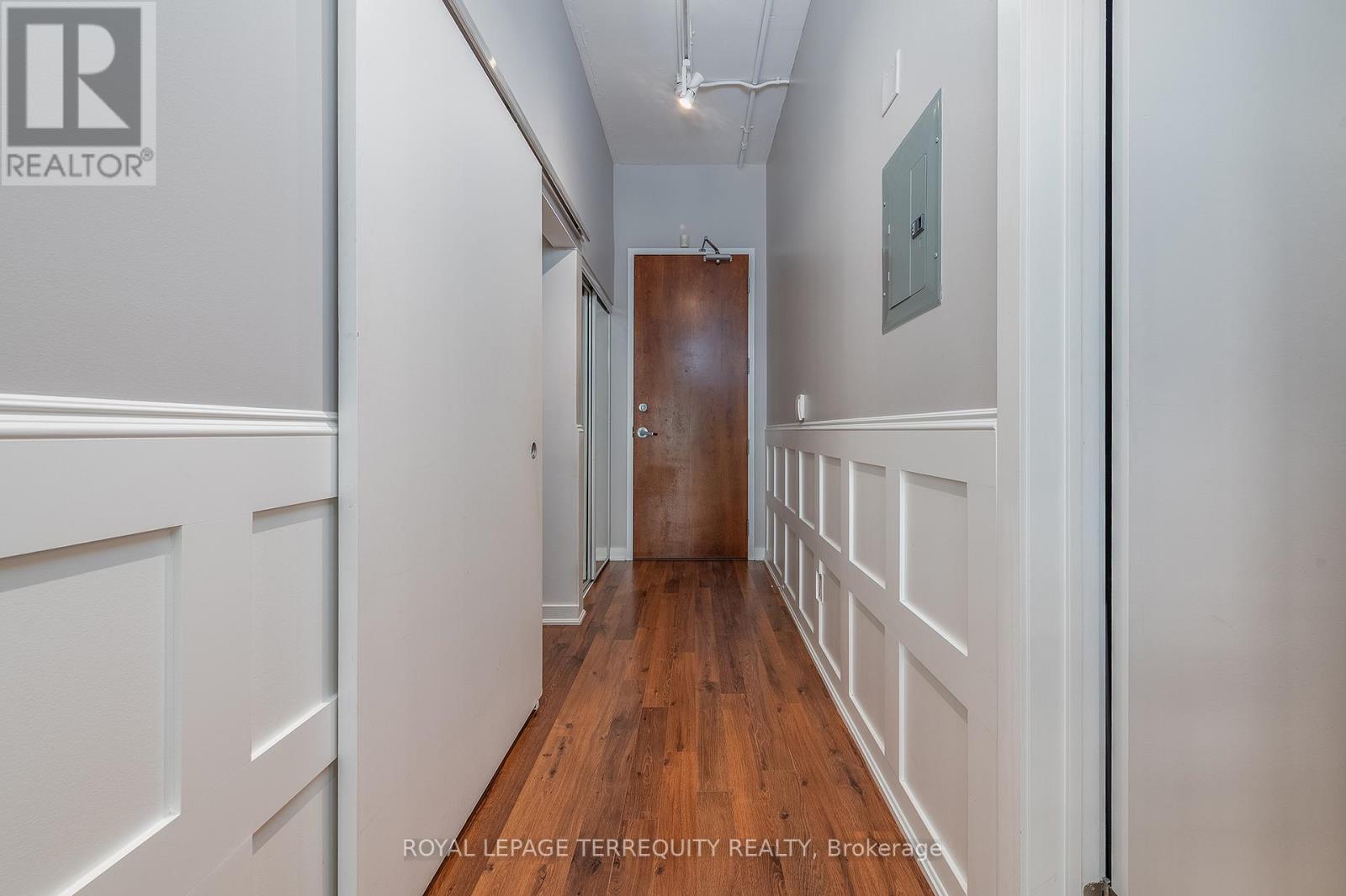 707 - 2 Fieldway Road, Toronto, Ontario  M8Z 0B9 - Photo 4 - W13117060