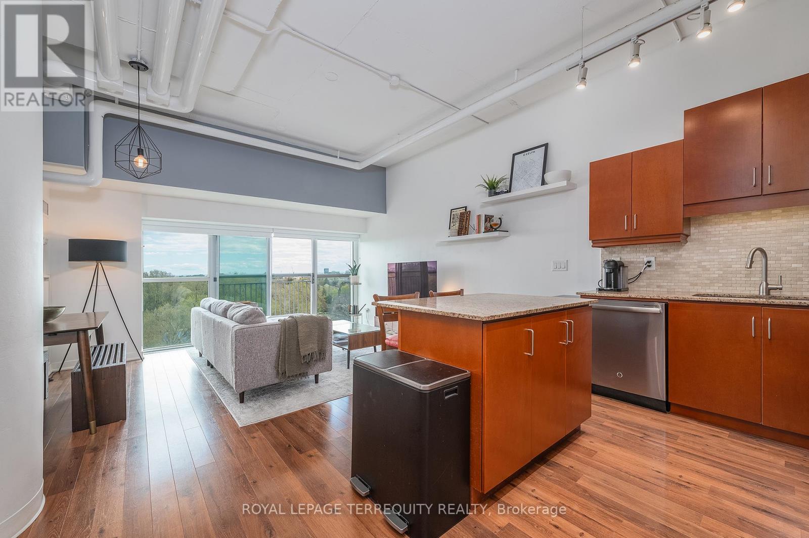 707 - 2 Fieldway Road, Toronto, Ontario  M8Z 0B9 - Photo 6 - W13117060