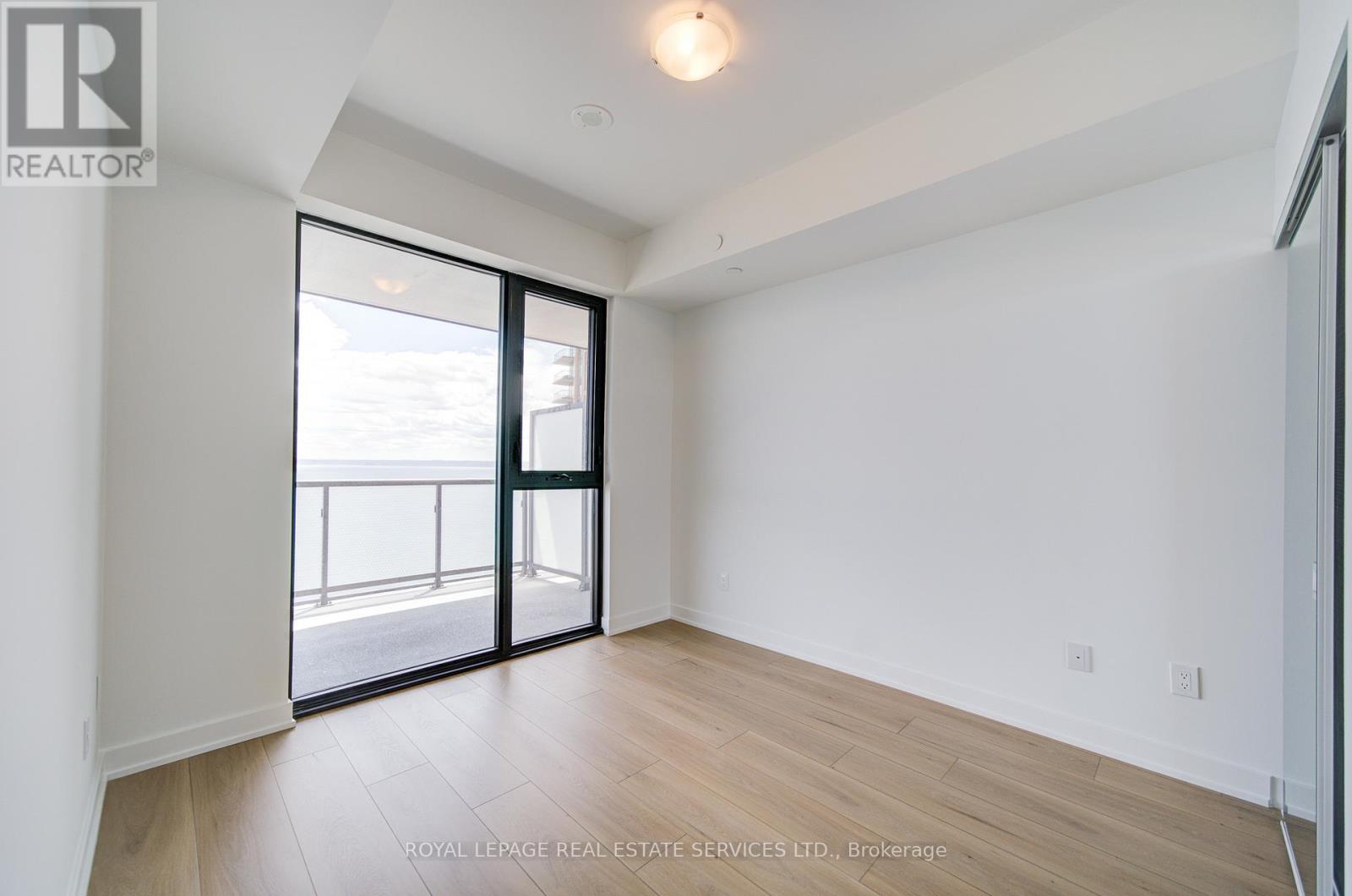 1206 - 2075 Lakeshore Road, Burlington, Ontario  L7R 1E2 - Photo 10 - W13117064