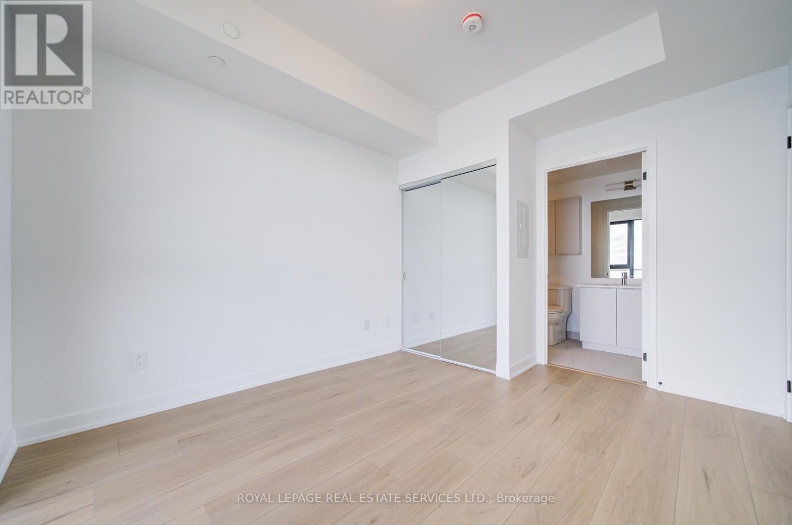 1206 - 2075 Lakeshore Road, Burlington, Ontario  L7R 1E2 - Photo 12 - W13117064