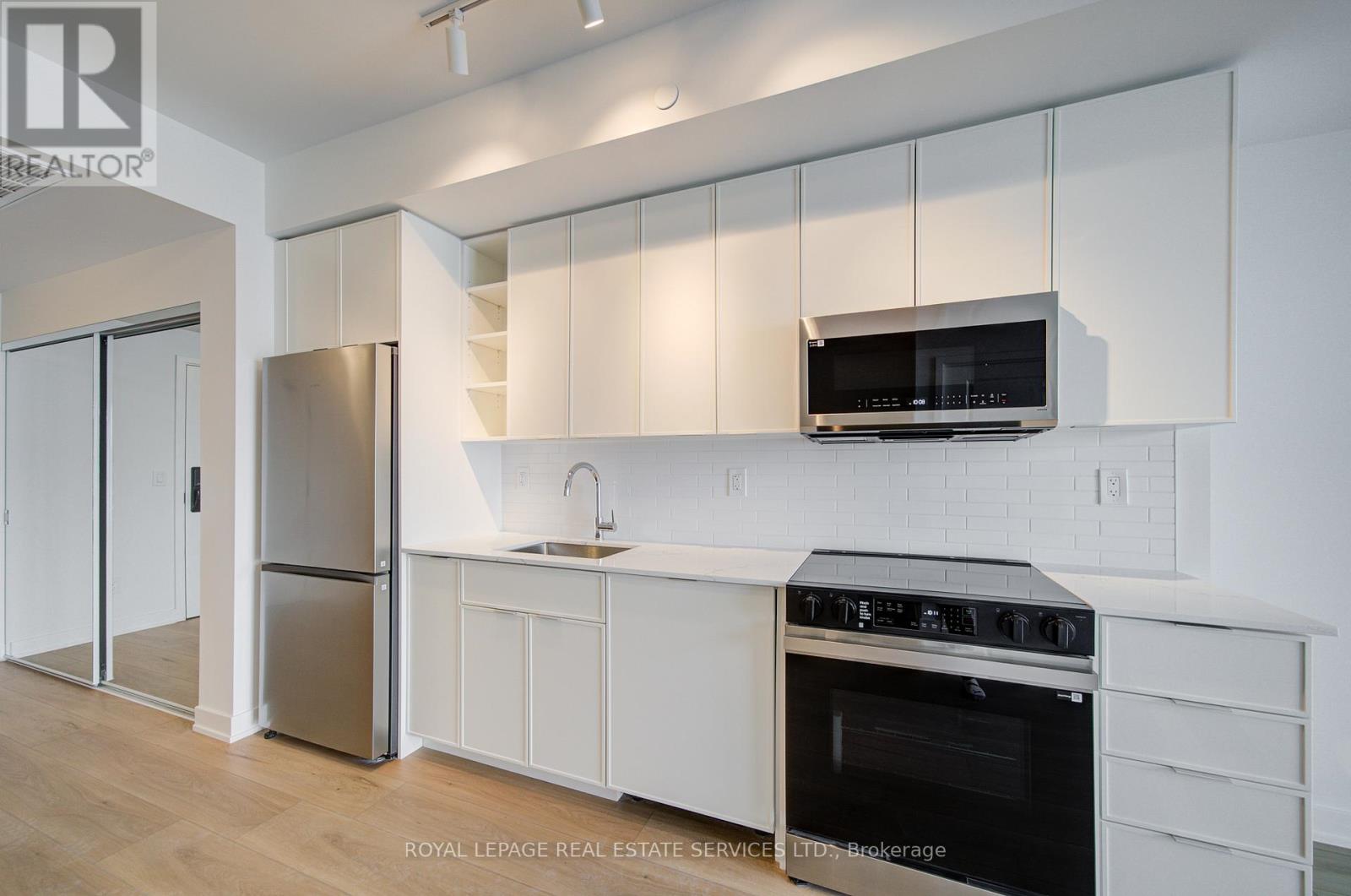 1206 - 2075 Lakeshore Road, Burlington, Ontario  L7R 1E2 - Photo 7 - W13117064
