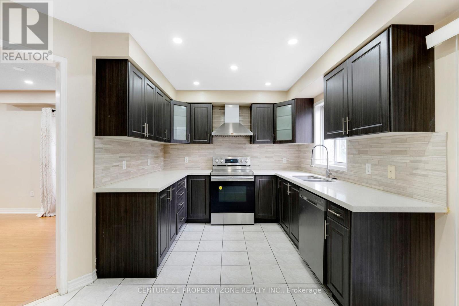 7186 Waldorf Way, Mississauga, Ontario  L5N 7P8 - Photo 13 - W13117080