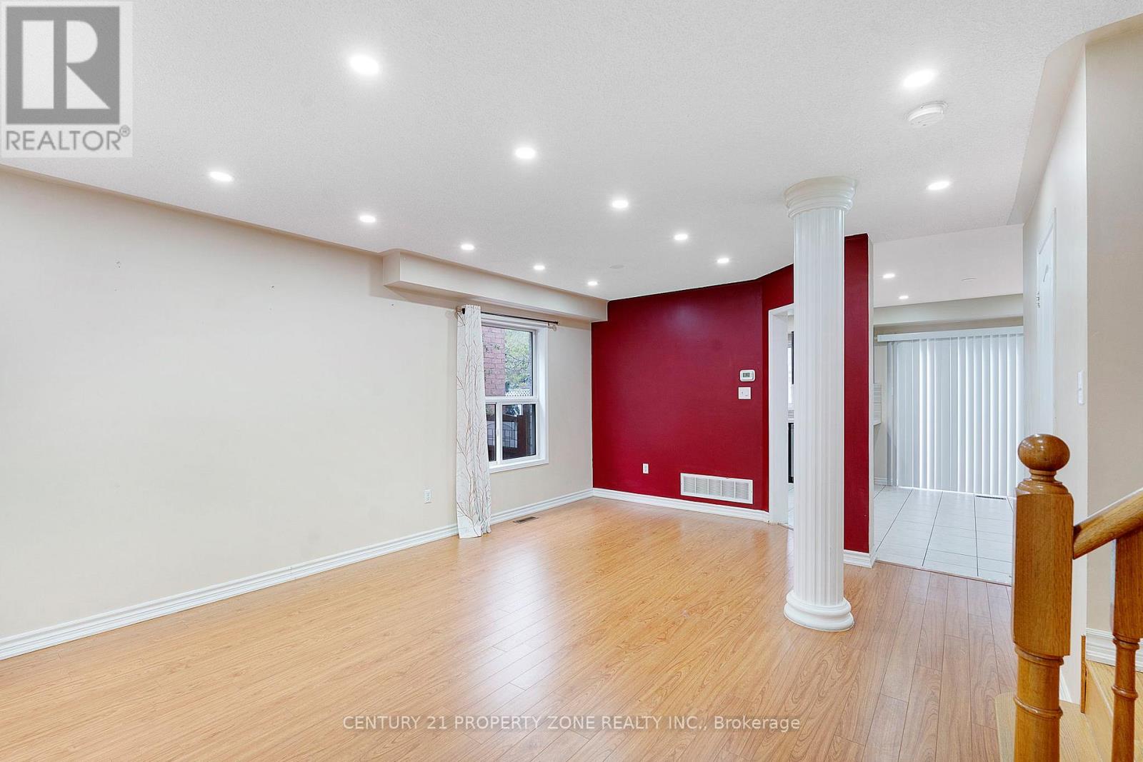 7186 Waldorf Way, Mississauga, Ontario  L5N 7P8 - Photo 7 - W13117080