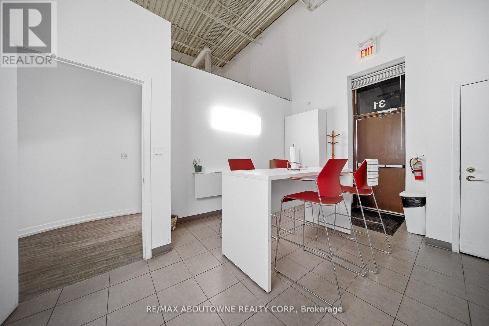 31 - 775 Pacific Road, Oakville, Ontario  L6L 6M4 - Photo 24 - W13117118