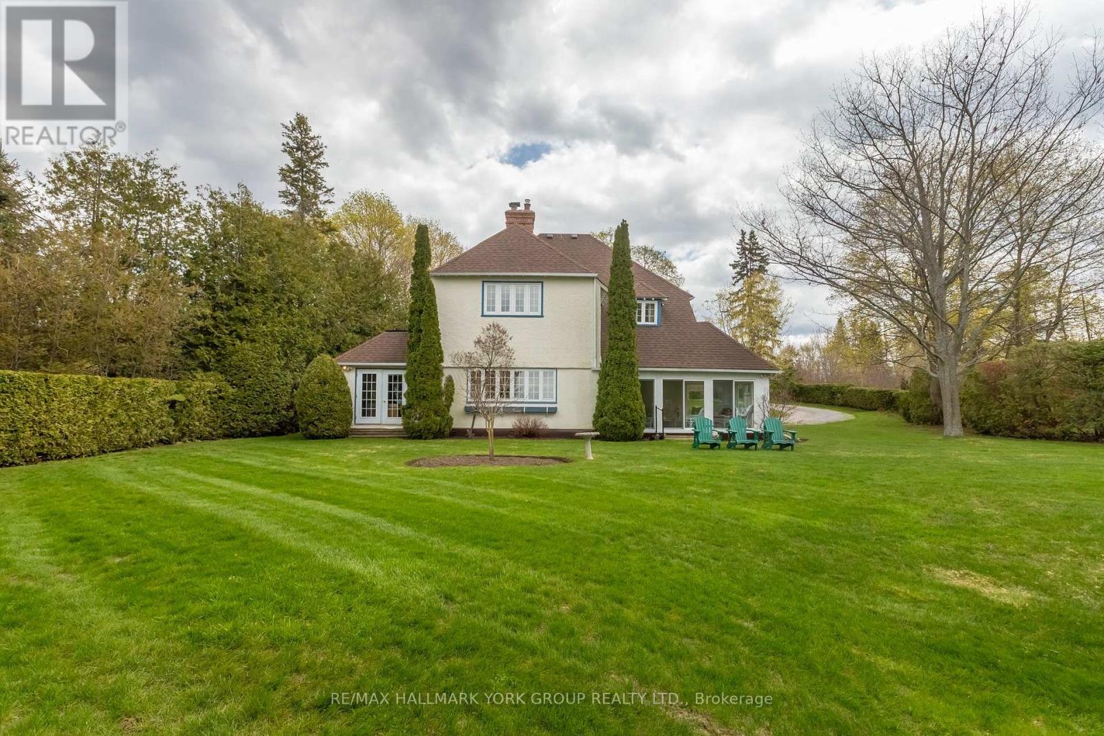 724 Lake Drive N, Georgina, Ontario  L4P 3C8 - Photo 3 - N13116668
