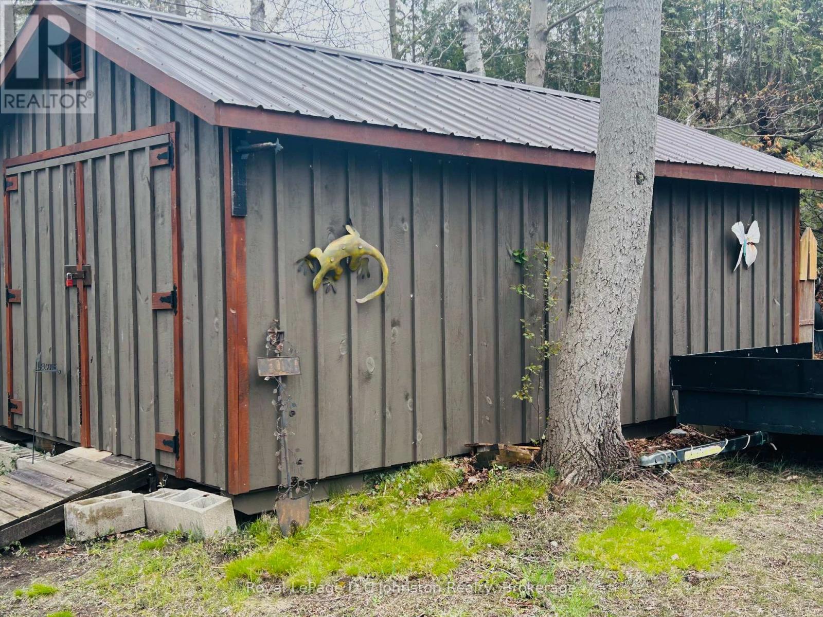 305 Bruce Rd 13, Native Leased Lands, Ontario  N0H 2L0 - Photo 19 - X13100672