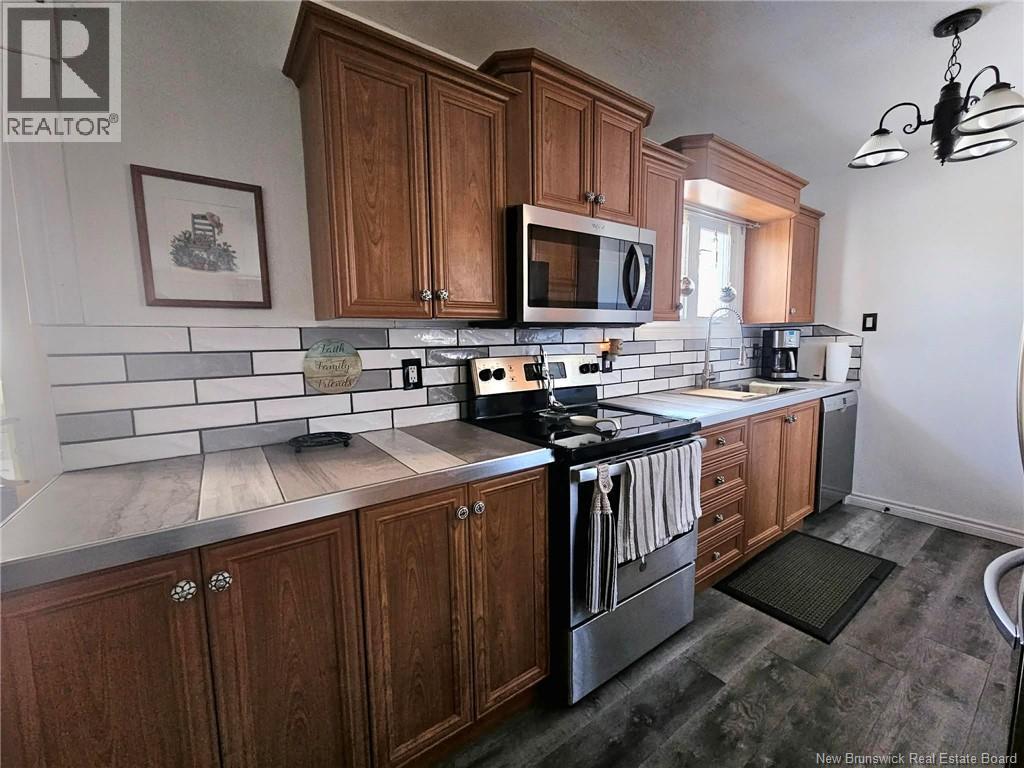 510 Fleet, Bathurst, New Brunswick  E2A 4H1 - Photo 14 - NB133333