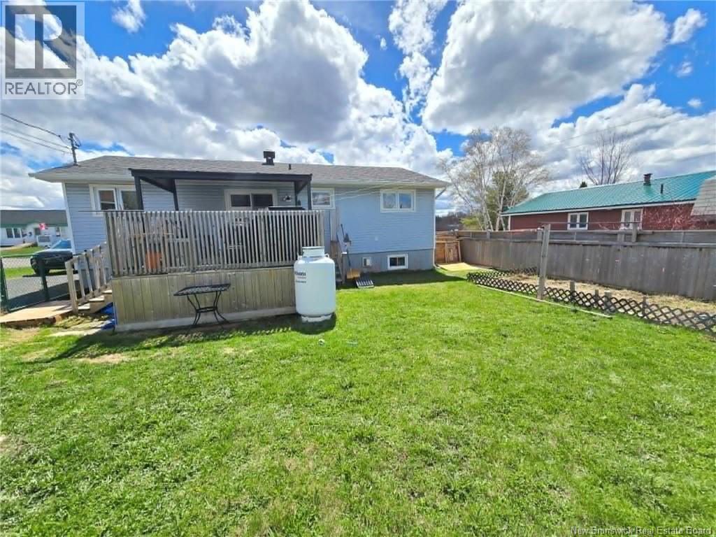 510 Fleet, Bathurst, New Brunswick  E2A 4H1 - Photo 10 - NB133333