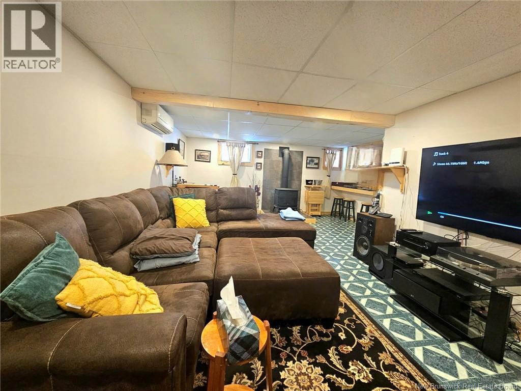 510 Fleet, Bathurst, New Brunswick  E2A 4H1 - Photo 44 - NB133333