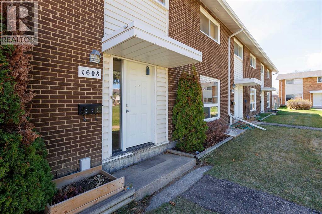 1603, 3907 39 Street, Red Deer, Alberta  T4N 0M6 - Photo 2 - A2310270