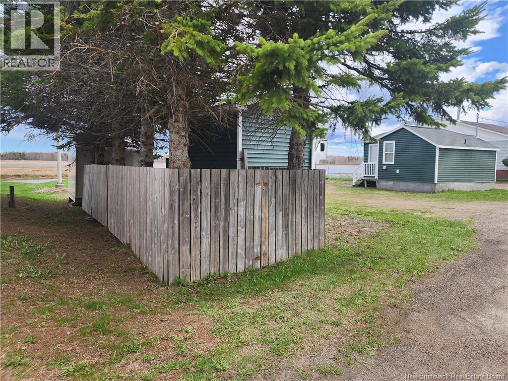 53 Thibodeau, Grand-Barachois, New Brunswick  E4P 8P4 - Photo 15 - NB139149