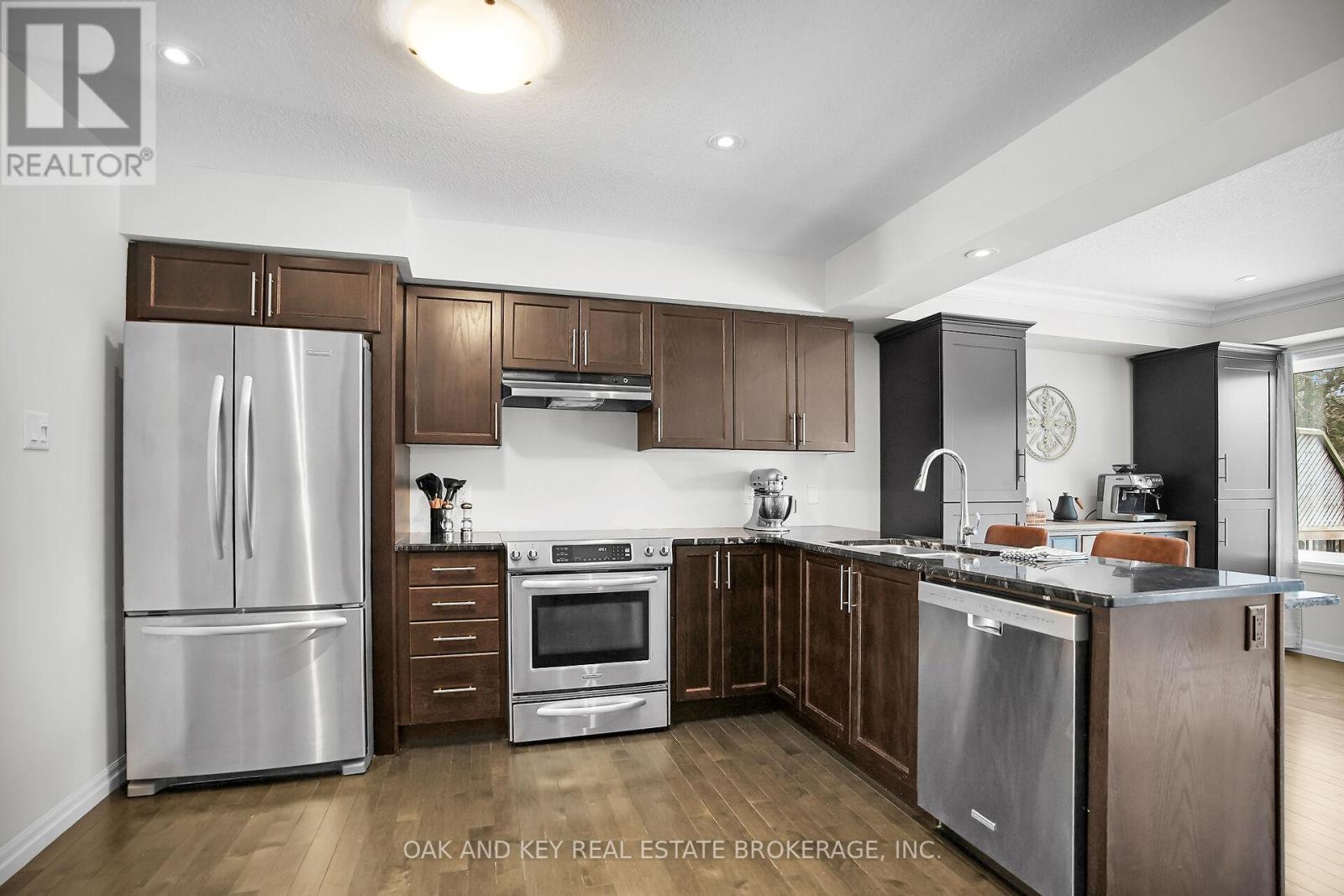 8 - 55 Harrison Street, Stratford, Ontario  N5A 0C9 - Photo 4 - X13117224