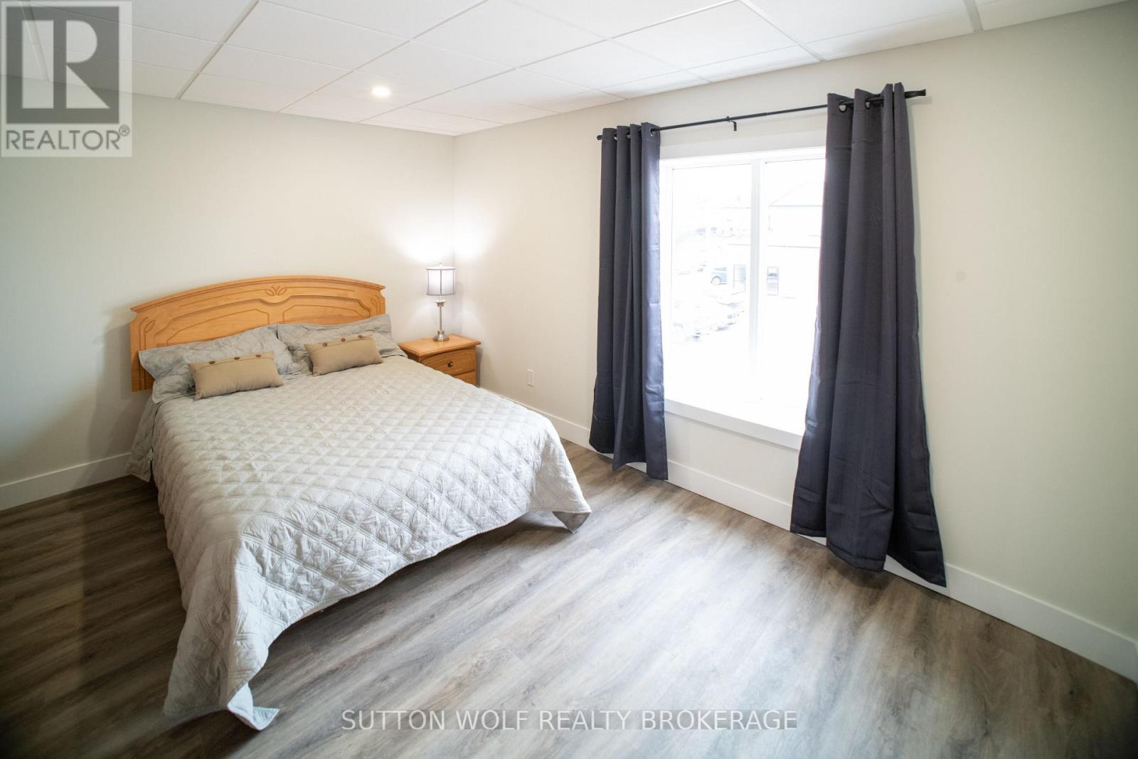 301 - 19 Centre Street W, Strathroy-Caradoc, Ontario  N7G 1T5 - Photo 4 - X13117348