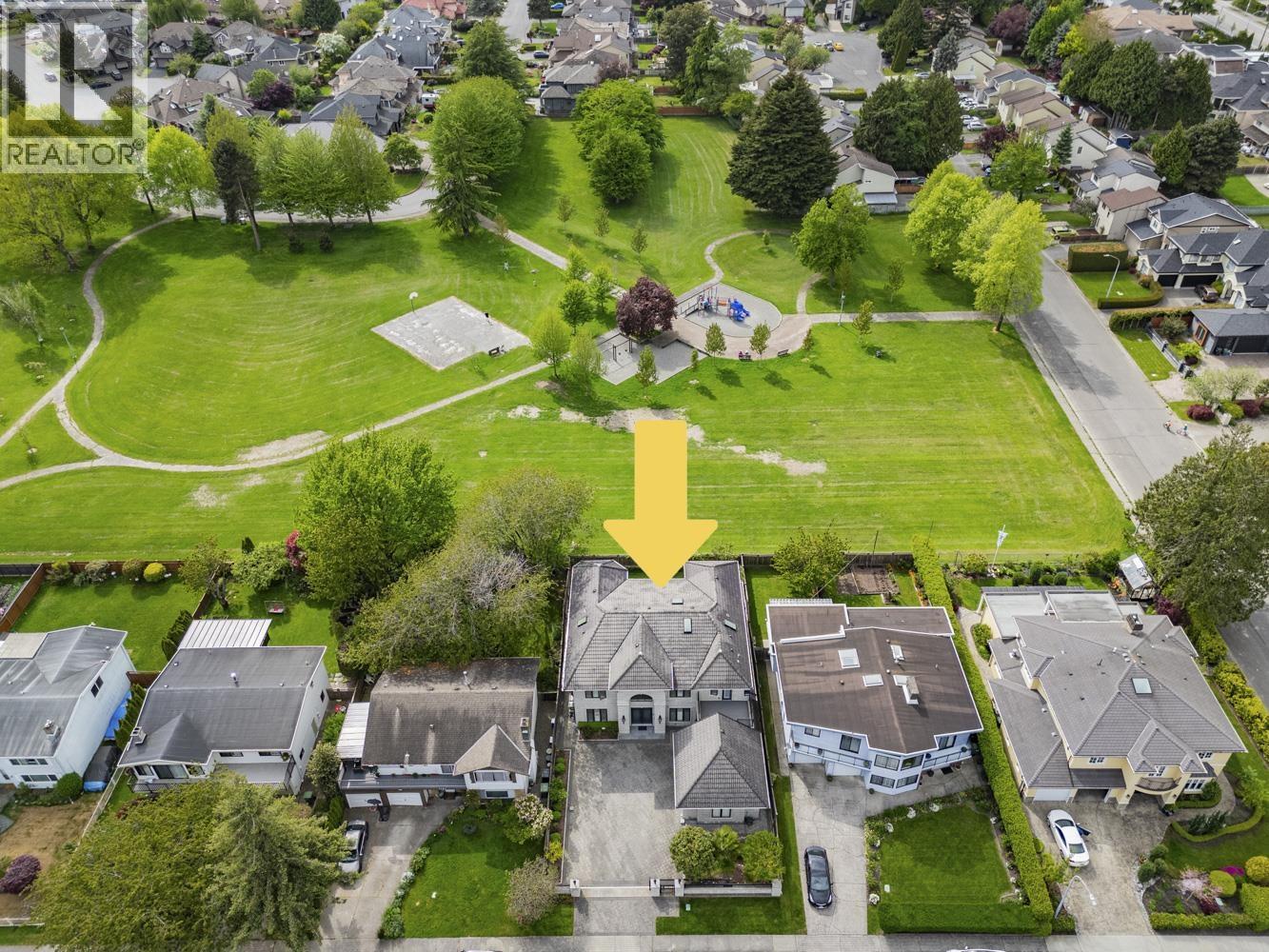 7111 Parry Street, Richmond, British Columbia  V7C 4K4 - Photo 2 - R3122274