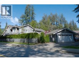 1198 EDGEWOOD ROAD, North Vancouver, British Columbia