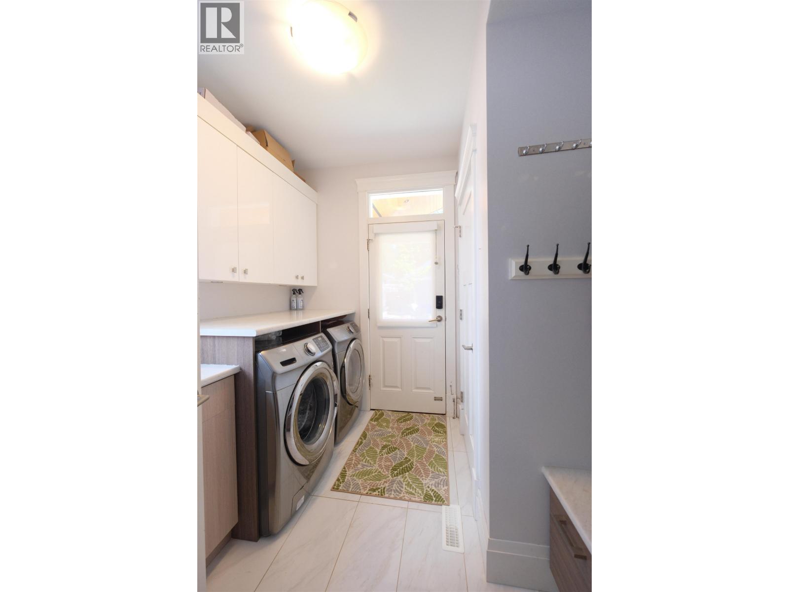 1198 Edgewood Road, North Vancouver, British Columbia  V7R 1Y9 - Photo 8 - R3114226