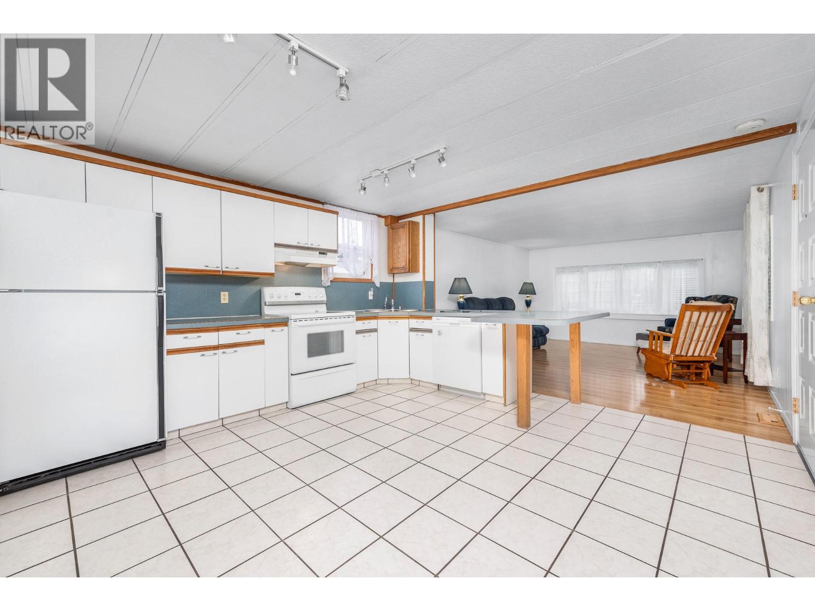 720 Commonwealth Road Unit# 64, Kelowna, British Columbia  V4V 1R6 - Photo 5 - 10370365