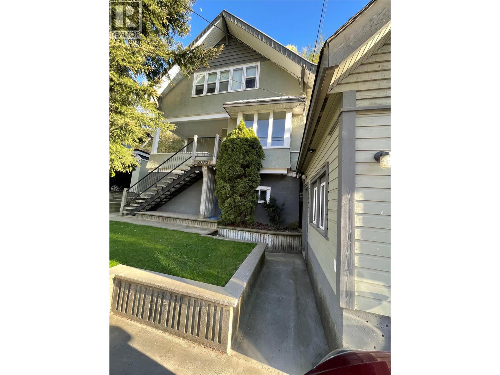 2070 RIVERSIDE Avenue, Trail, British Columbia