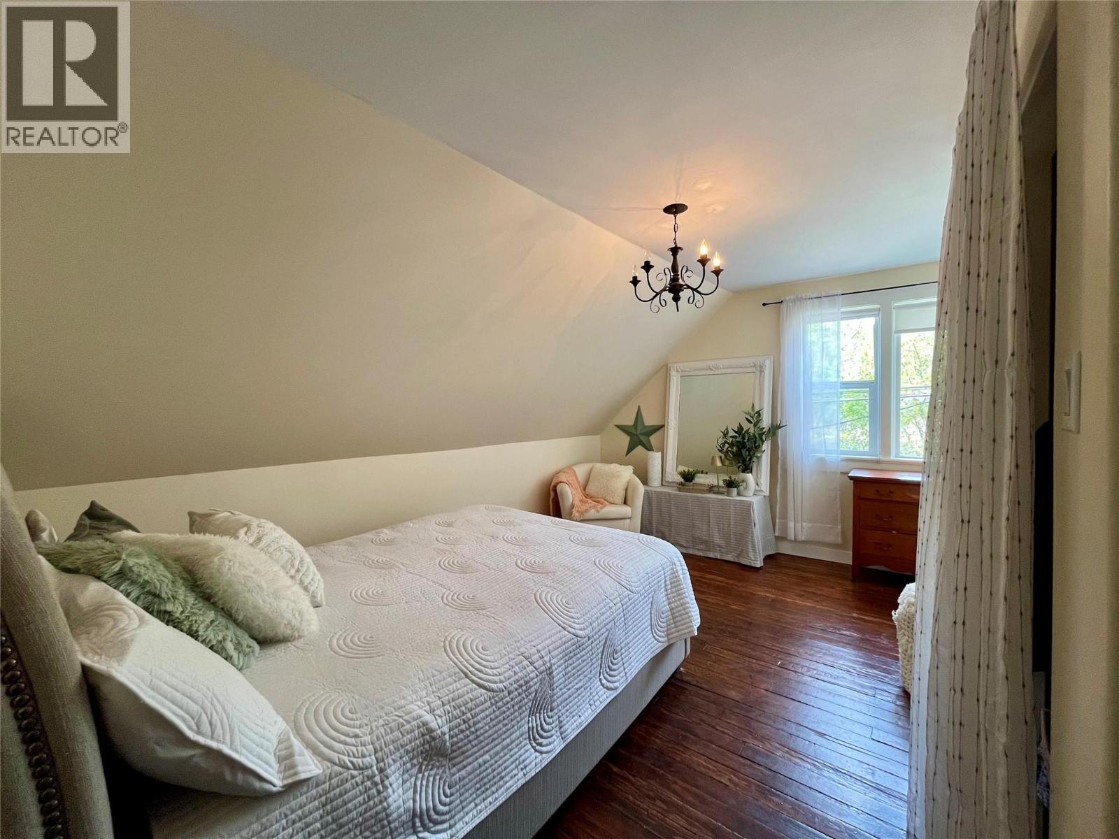 2070 Riverside Avenue, Trail, British Columbia V1R 3Z4 - Photo 24 - 10386082