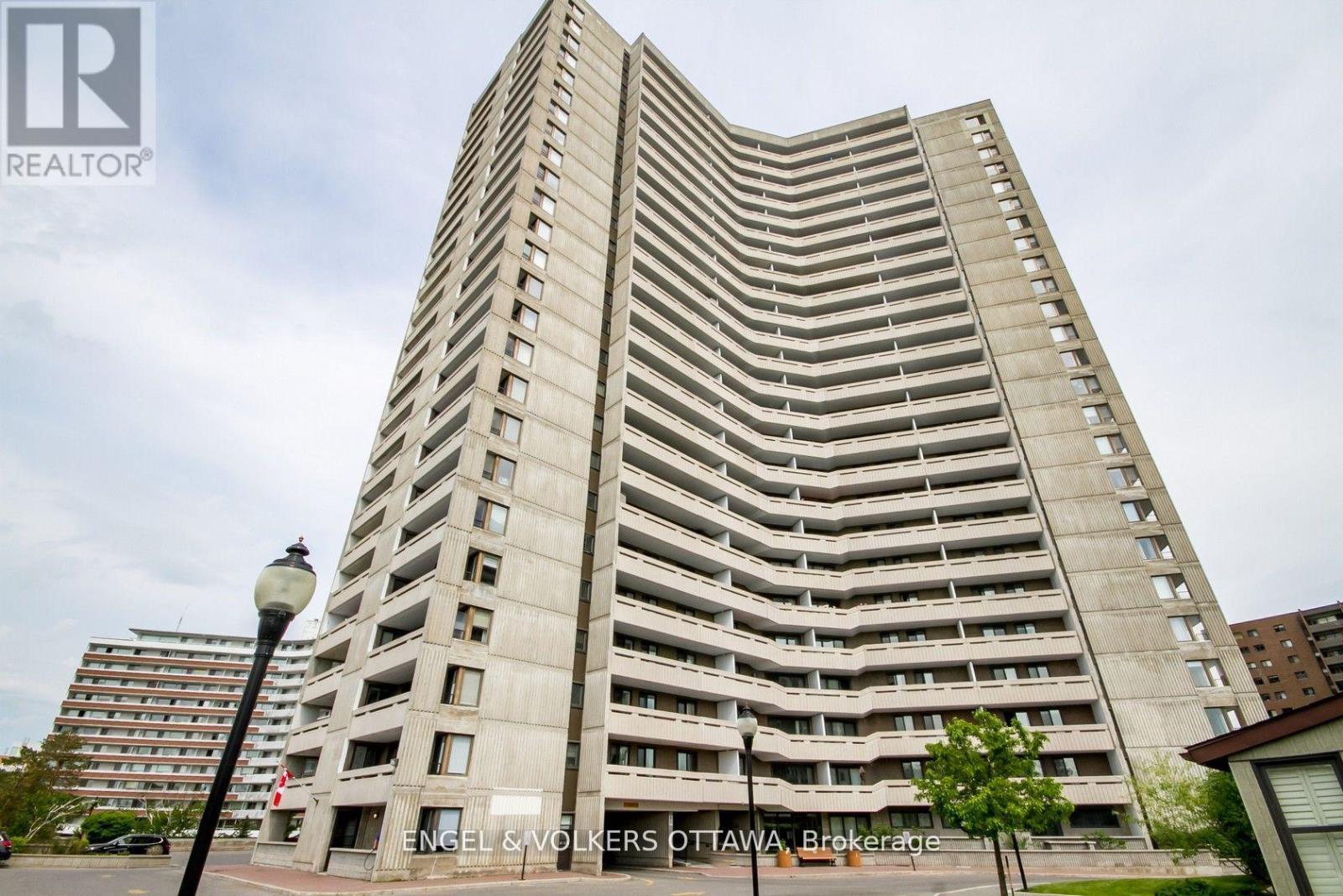2209 - 1081 Ambleside Drive, Ottawa, Ontario K2B 8C8 - Photo 2 - X13117162