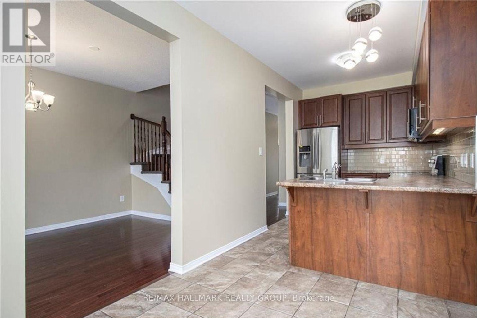 492 Dundonald Drive, Ottawa, Ontario K2J 5S9 - Photo 13 - X13117326