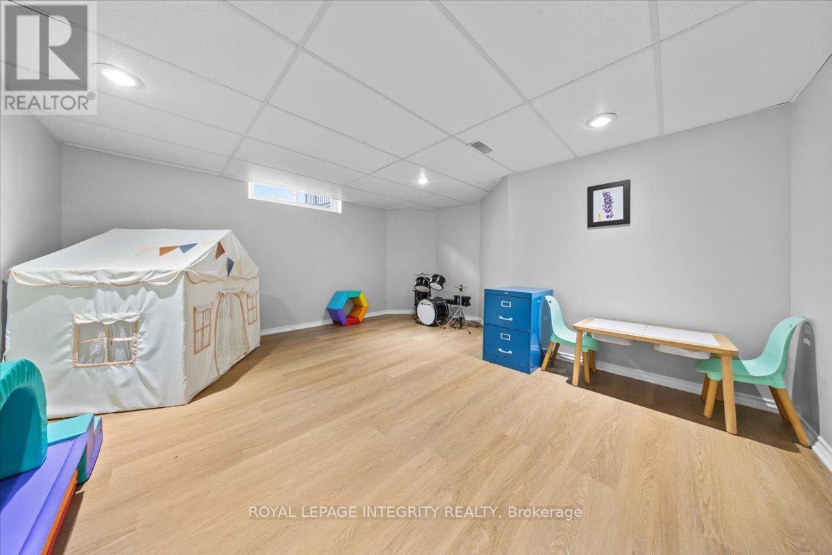 1749 Bellechasse Place, Ottawa, Ontario K1C 6W8 - Photo 40 - X13117400