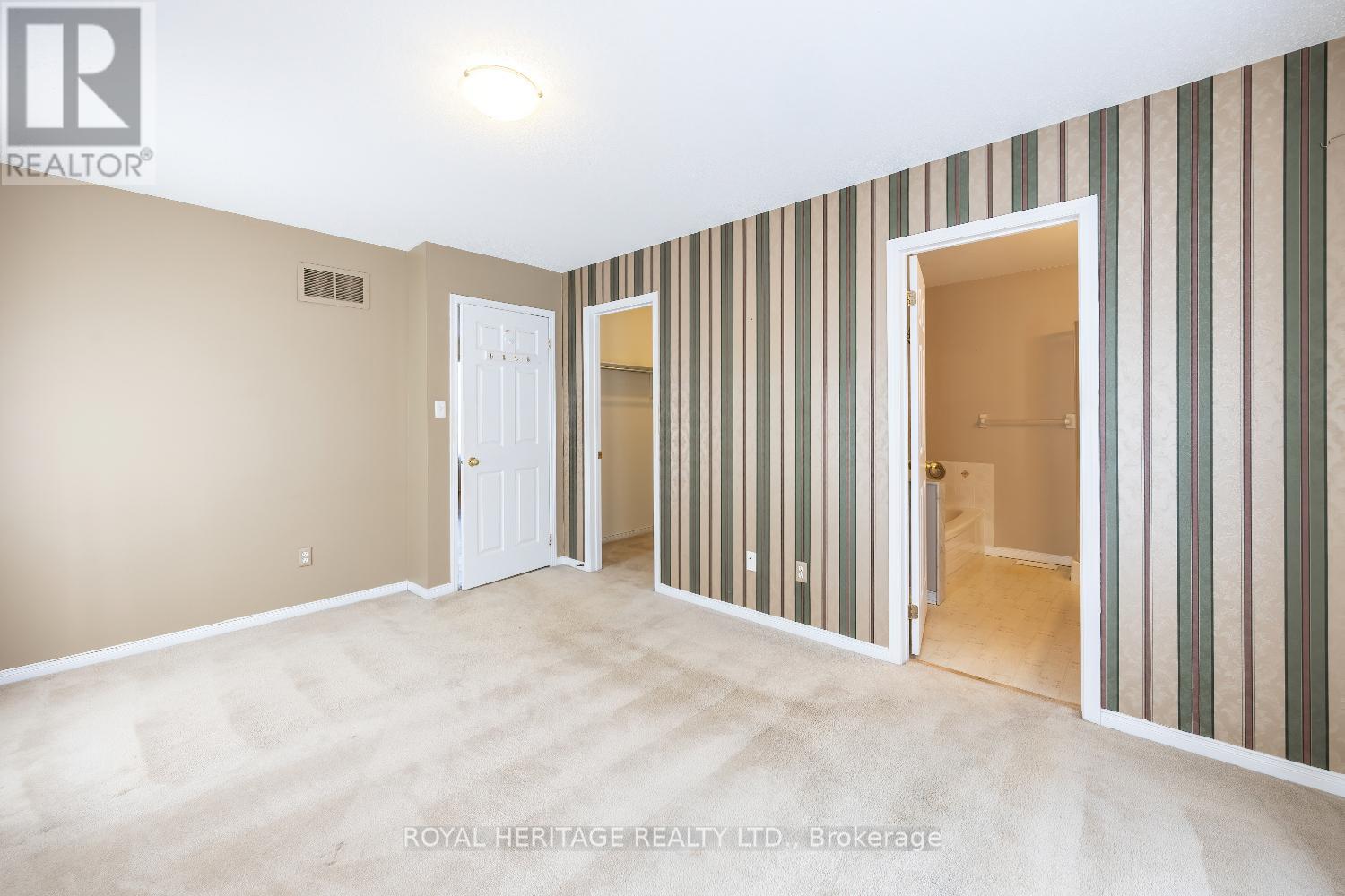 118 Bluffs Road, Clarington, Ontario  L1B 1A8 - Photo 12 - E13117368