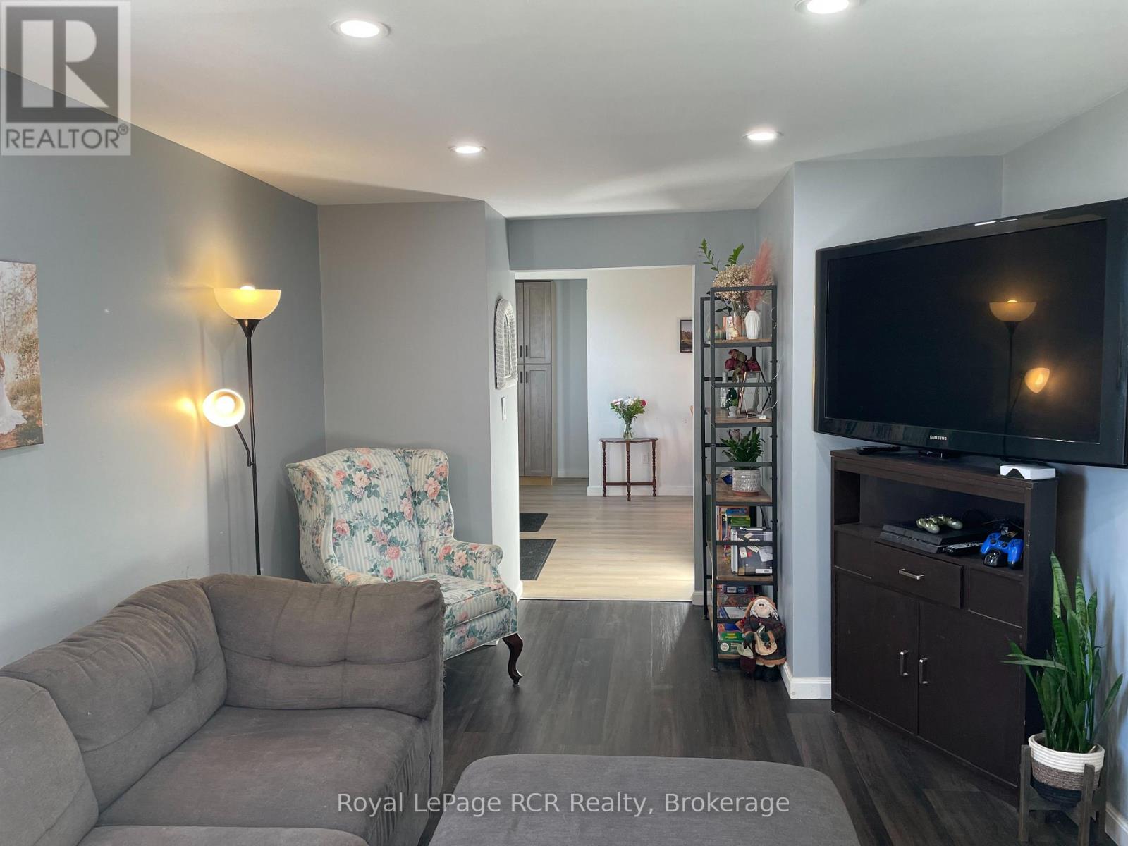 203 Main Street E, Minto, Ontario  N0G 2P0 - Photo 10 - X13117152