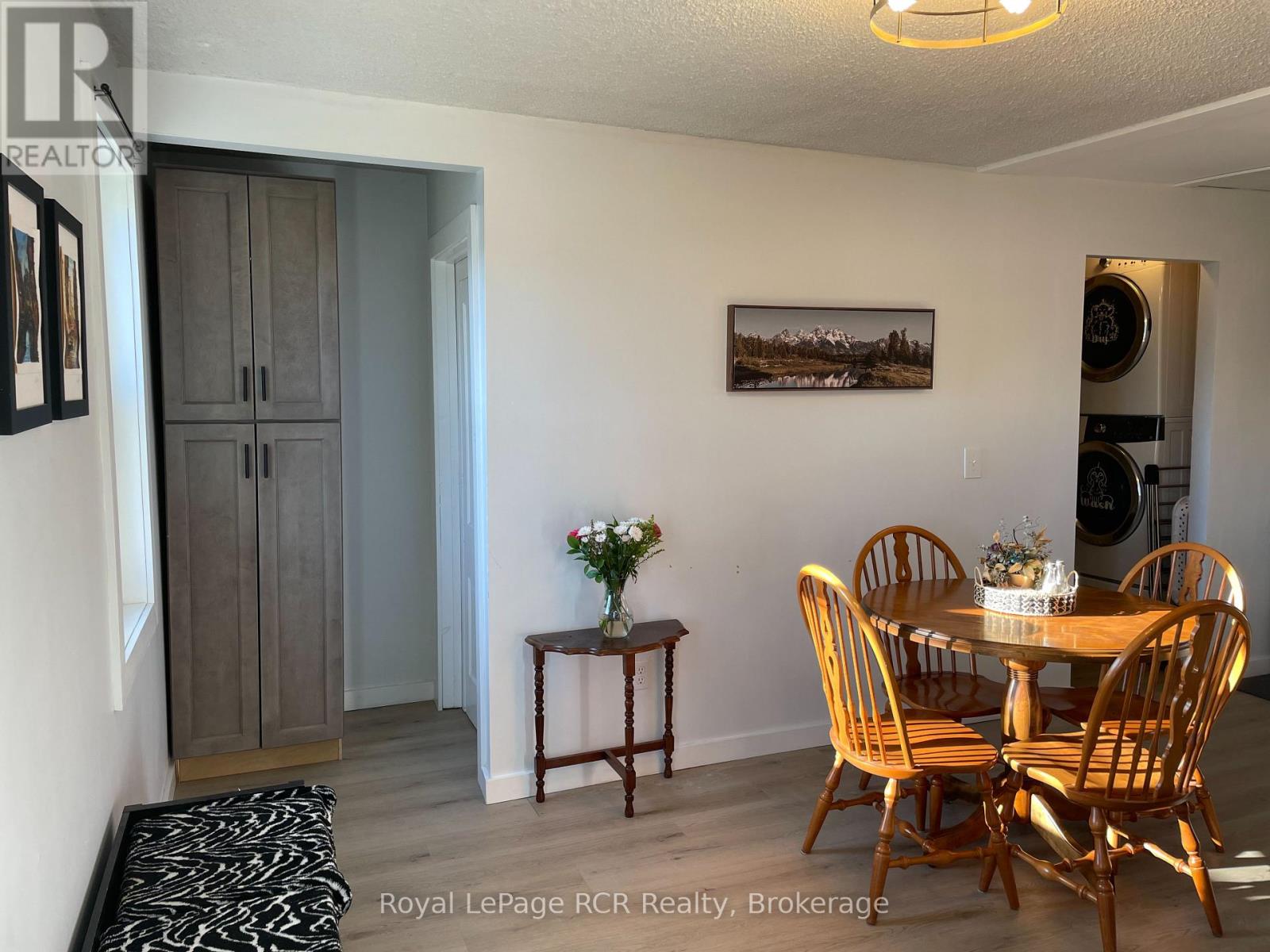 203 Main Street E, Minto, Ontario  N0G 2P0 - Photo 9 - X13117152