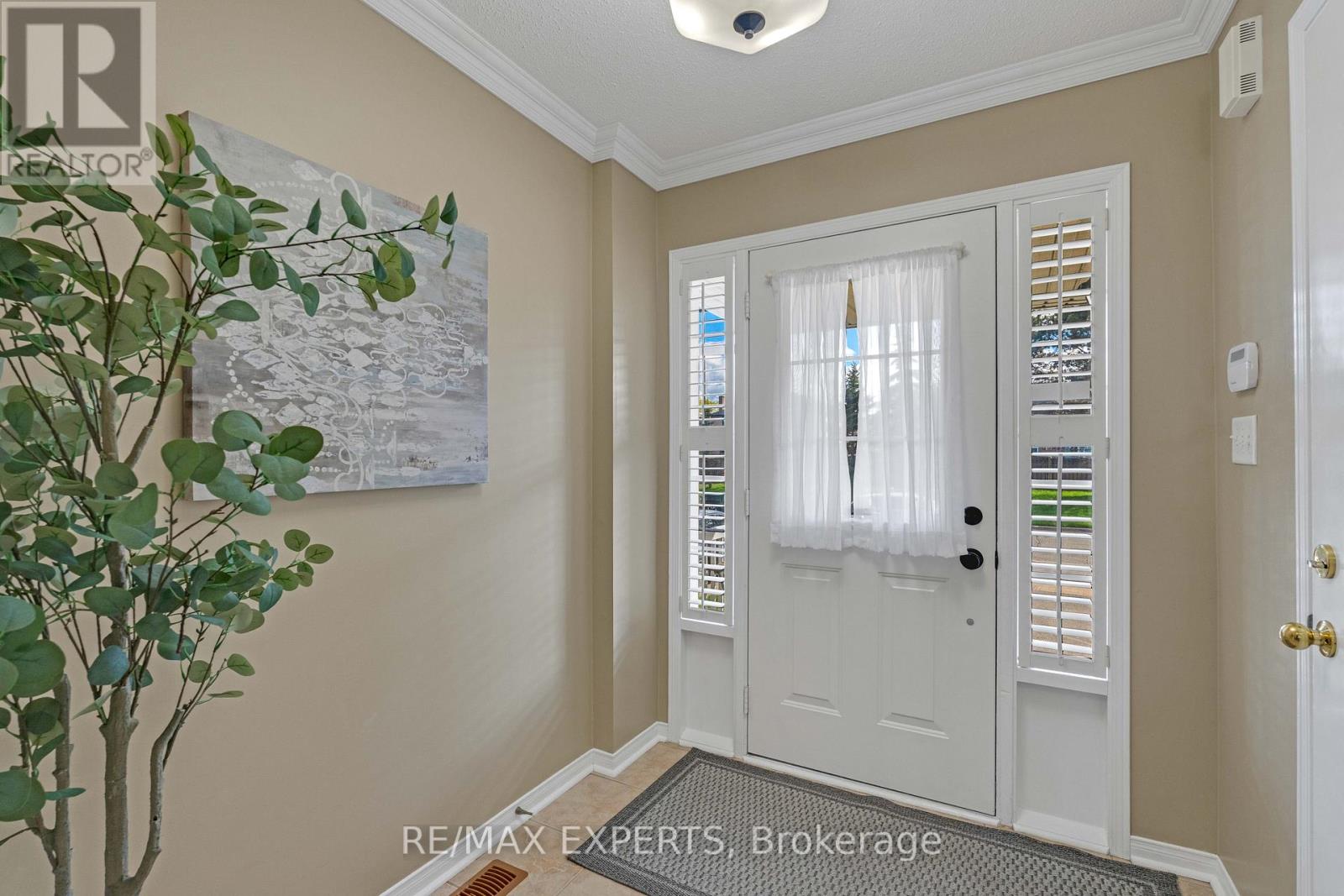 15 Mount Hope Road, Caledon, Ontario  L7E 2V3 - Photo 4 - W13116988
