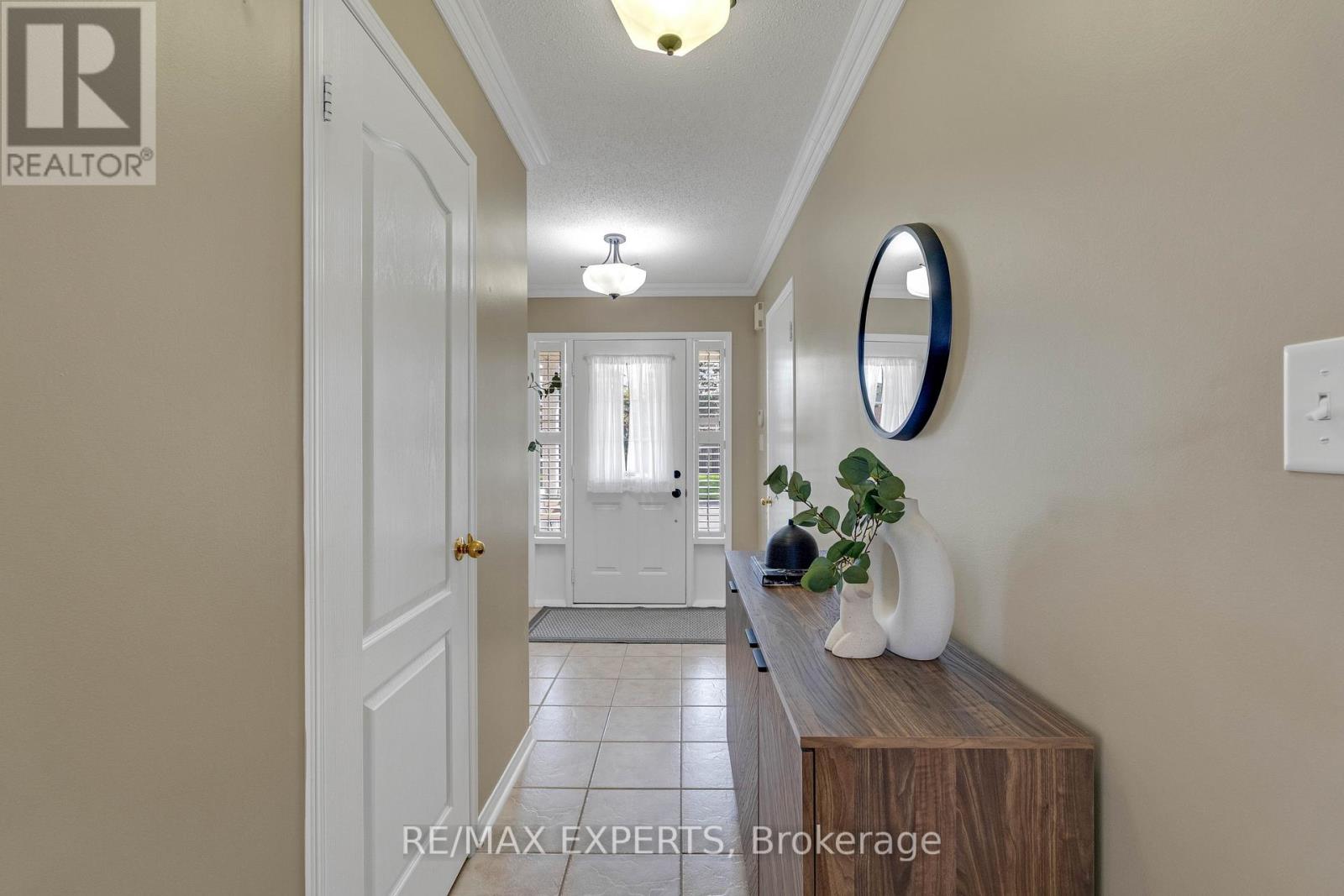 15 Mount Hope Road, Caledon, Ontario  L7E 2V3 - Photo 5 - W13116988