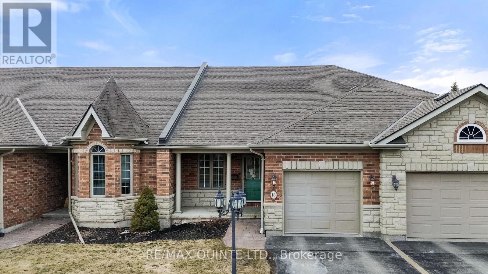 16 - 25 Heartwood Drive, Belleville, Ontario K8P 5M2 - Photo 1 - X13117240