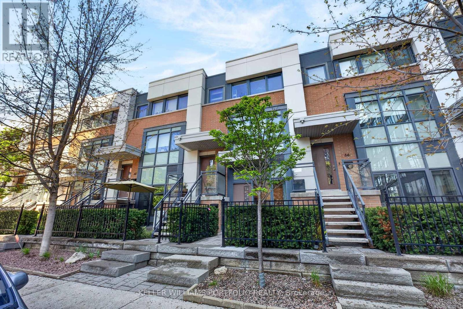 64 Cole Street, Toronto, Ontario  M5A 0A8 - Photo 1 - C13117160