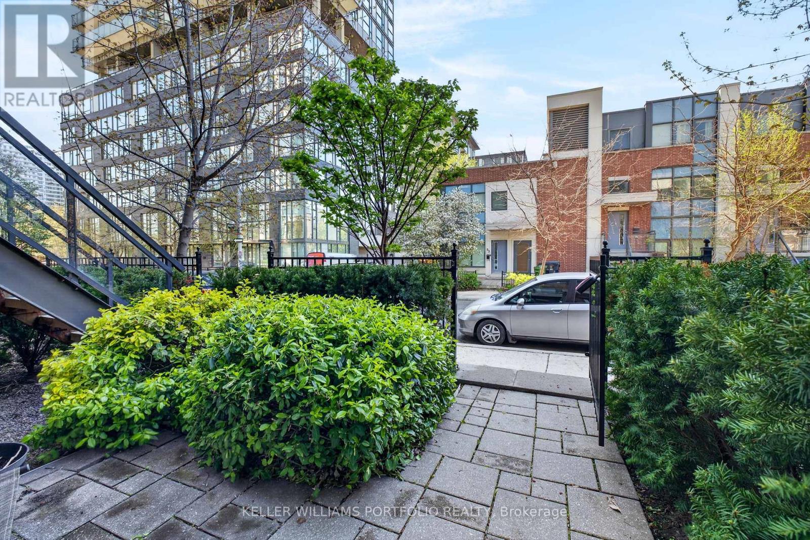64 Cole Street, Toronto, Ontario  M5A 0A8 - Photo 32 - C13117160