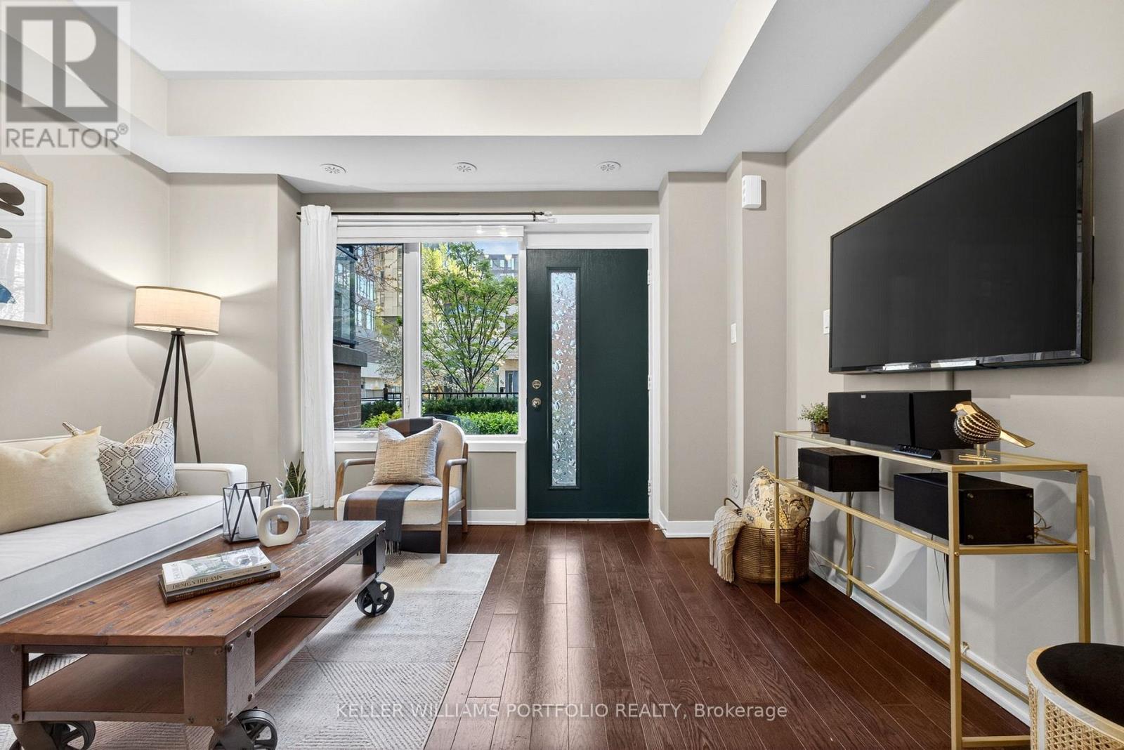 64 Cole Street, Toronto, Ontario  M5A 0A8 - Photo 5 - C13117160
