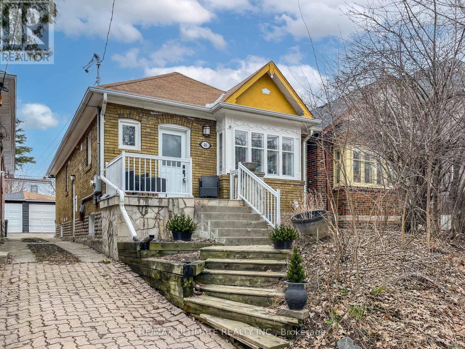 46 Lorindale Avenue, Toronto, Ontario  M5M 3C2 - Photo 1 - C13117172
