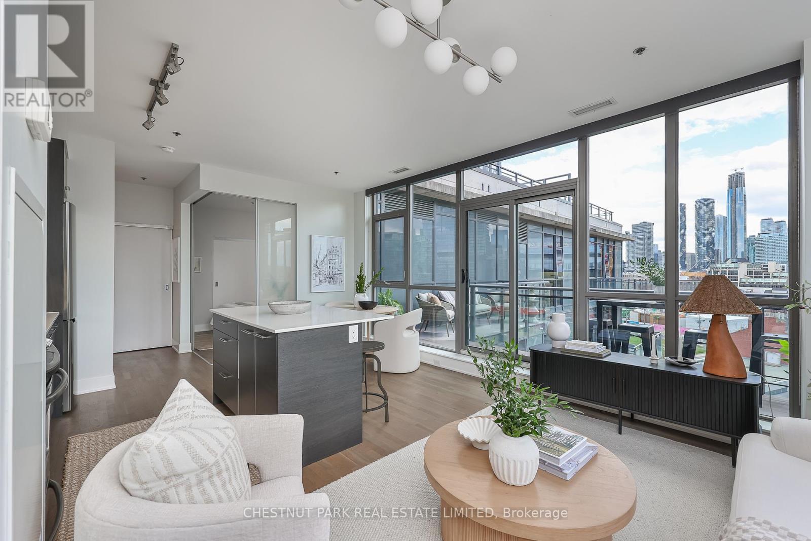 801 - 90 Trinity Street, Toronto, Ontario  M5A 0E4 - Photo 4 - C13117188