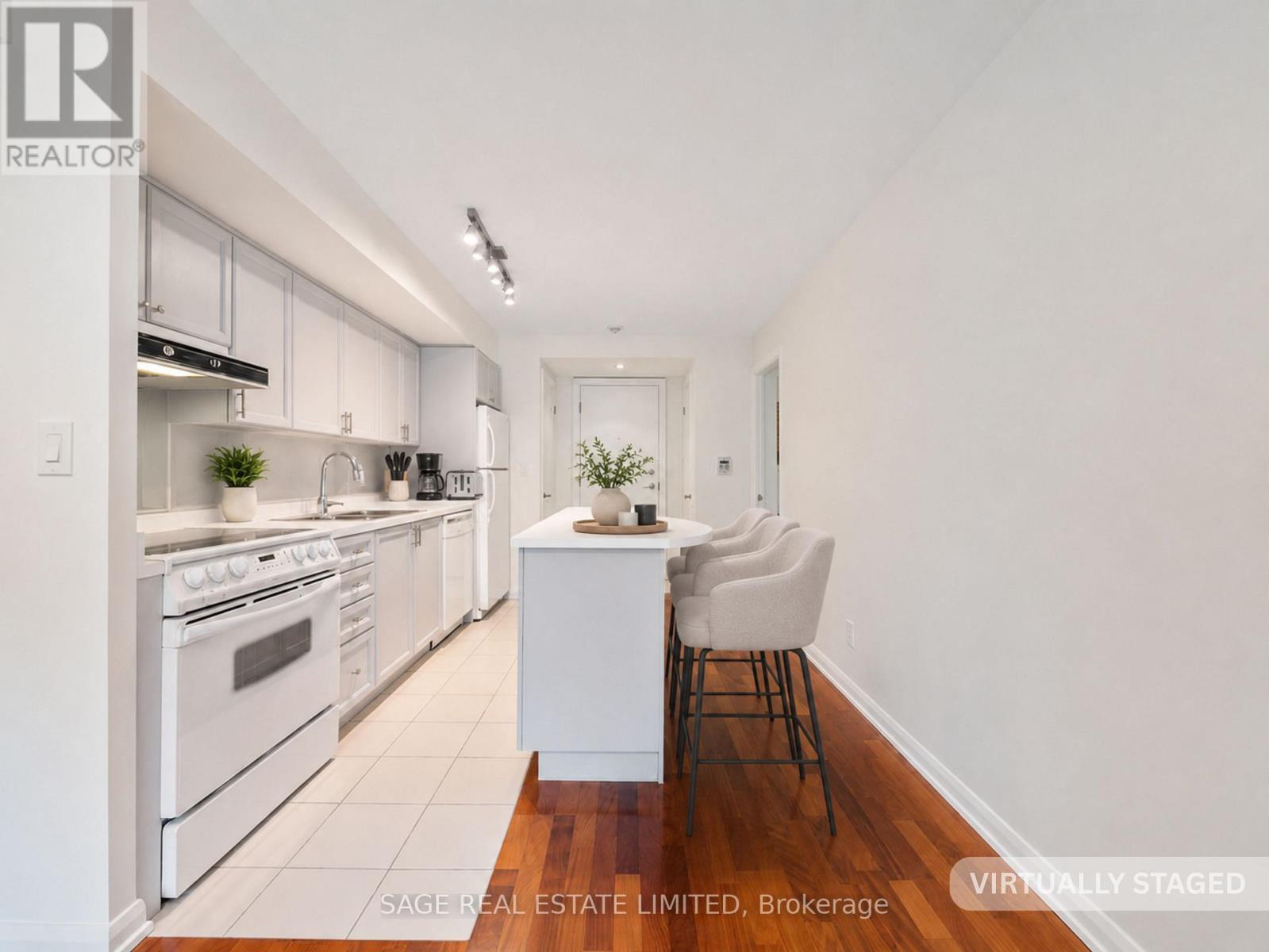 209 - 18 Beverley Street, Toronto, Ontario  M5T 3L2 - Photo 3 - C13117234