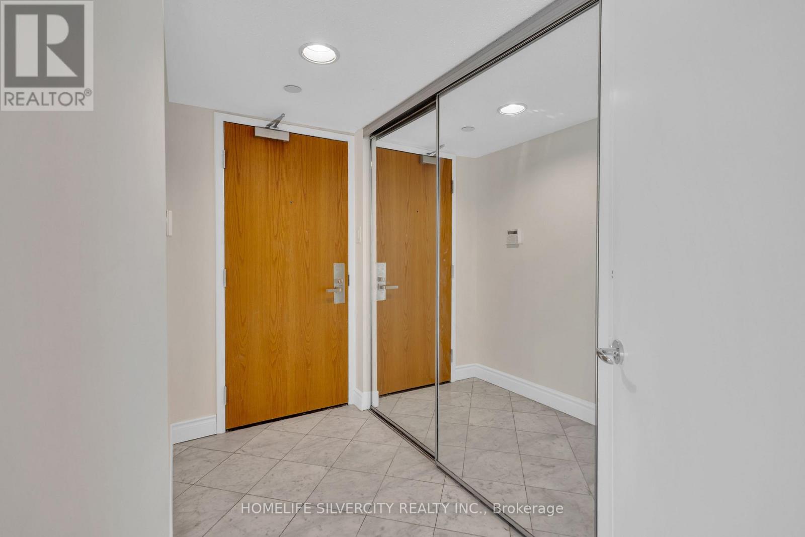 #2900 - 38 Elm Street, Toronto, Ontario  M5G 2K5 - Photo 6 - C13117298