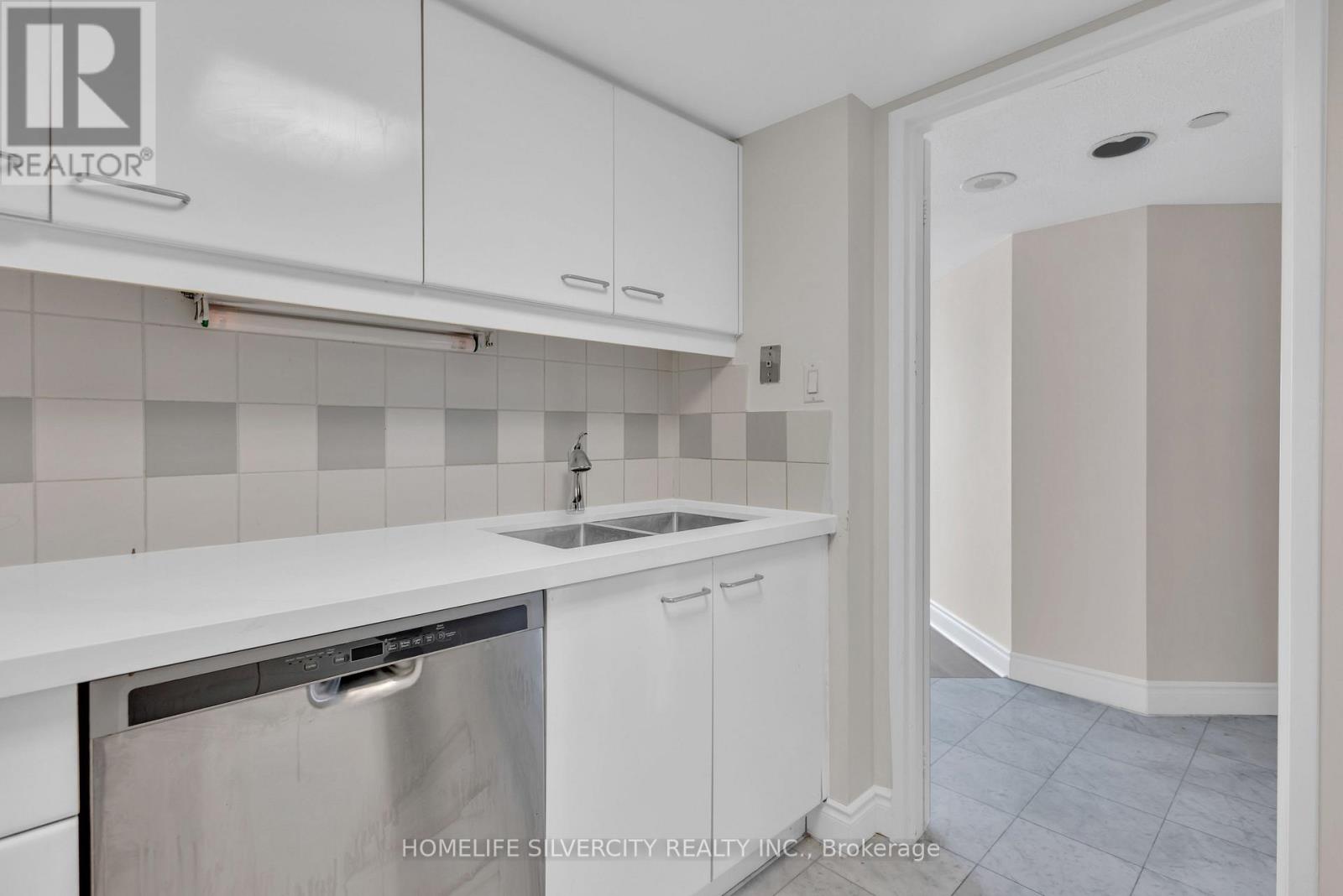 #2900 - 38 Elm Street, Toronto, Ontario  M5G 2K5 - Photo 9 - C13117298