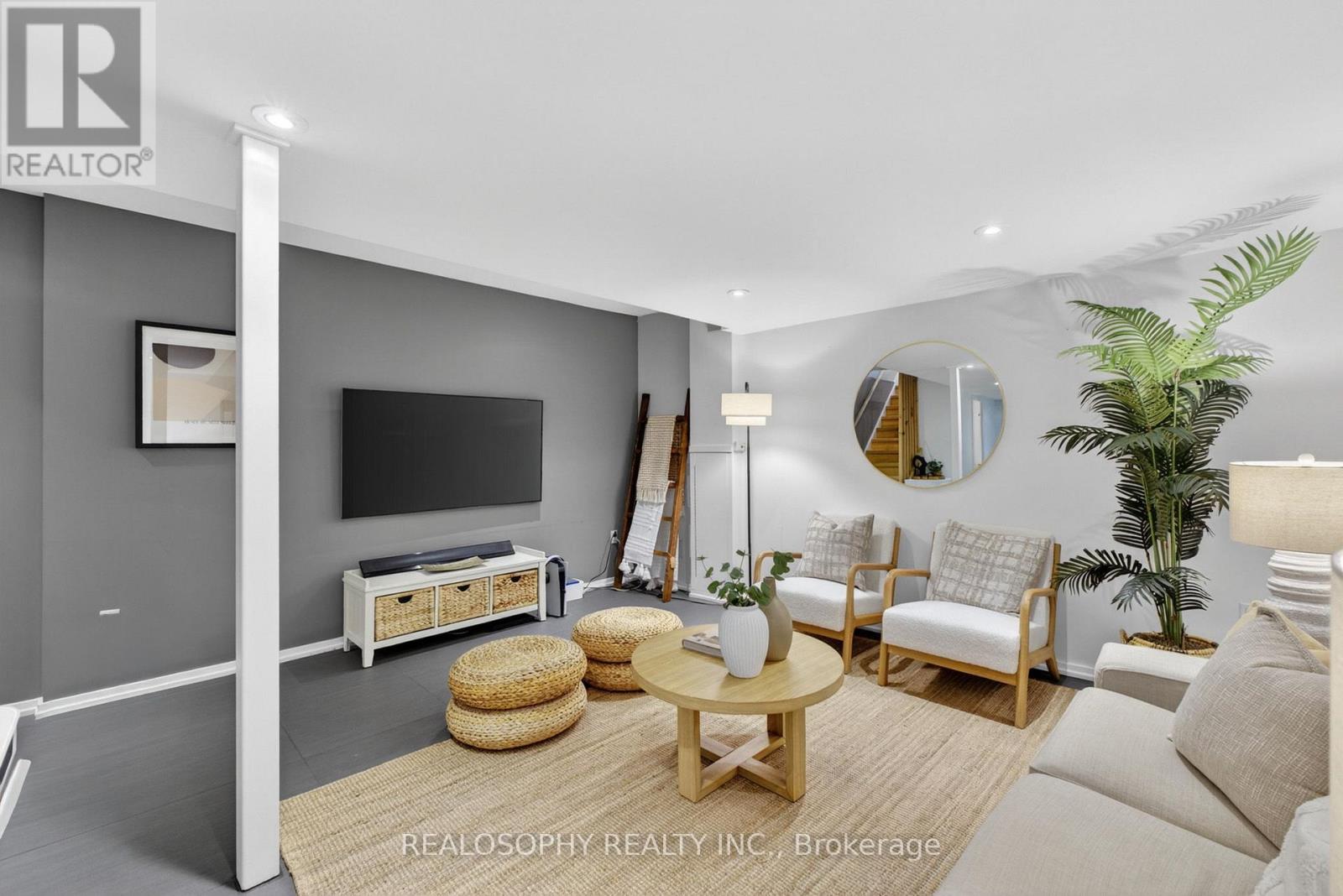 68 Prust Avenue, Toronto, Ontario  M4L 2M8 - Photo 36 - E13117248
